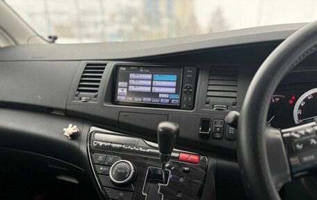 Toyota ISis I, 2011 год, 1 270 000 рублей, 13 фотография