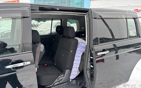 Toyota ISis I, 2011 год, 1 270 000 рублей, 16 фотография