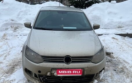 Volkswagen Polo VI (EU Market), 2014 год, 460 000 рублей, 1 фотография