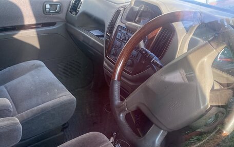 Mitsubishi Dion I рестайлинг, 2001 год, 170 000 рублей, 3 фотография