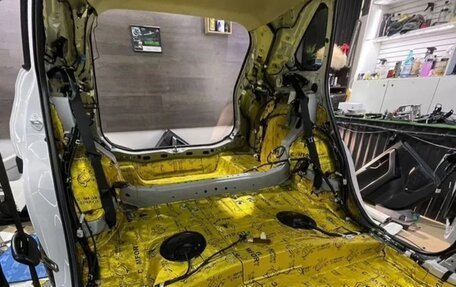 Toyota RAV4, 2021 год, 4 050 000 рублей, 15 фотография