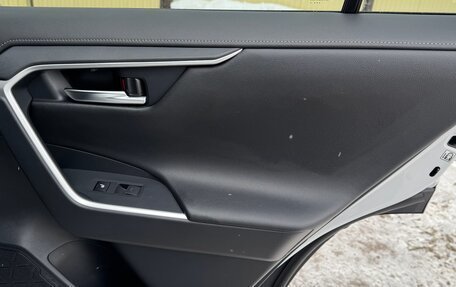 Toyota RAV4, 2021 год, 4 050 000 рублей, 31 фотография