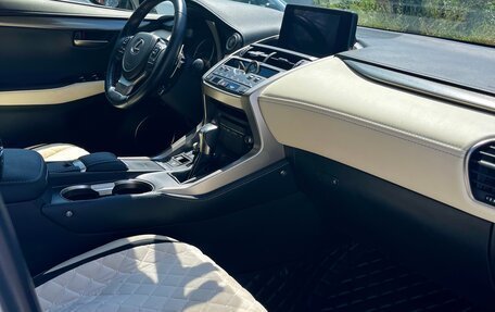 Lexus NX I, 2021 год, 4 100 000 рублей, 3 фотография