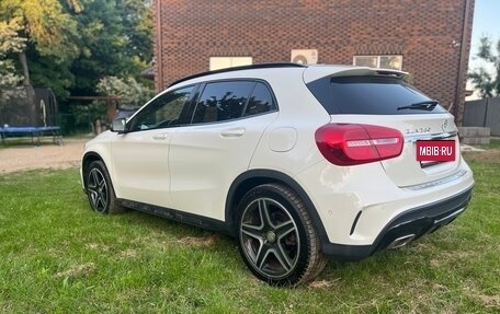 Mercedes-Benz GLA, 2015 год, 2 250 000 рублей, 4 фотография