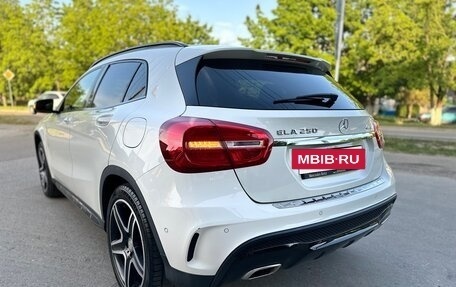 Mercedes-Benz GLA, 2015 год, 2 250 000 рублей, 18 фотография