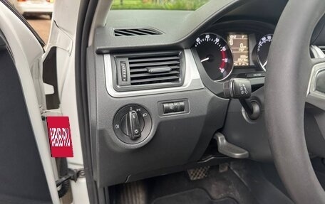 Skoda Rapid I, 2015 год, 750 000 рублей, 9 фотография