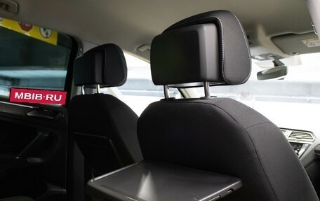 Volkswagen Tiguan II, 2018 год, 2 099 000 рублей, 27 фотография