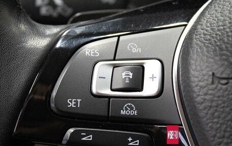 Volkswagen Tiguan II, 2018 год, 2 099 000 рублей, 17 фотография