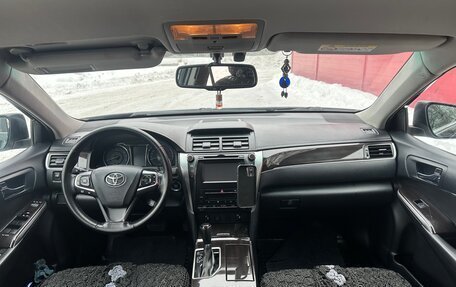 Toyota Camry, 2016 год, 1 800 000 рублей, 15 фотография