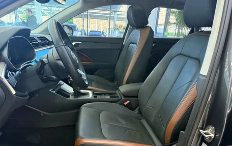 Audi Q3, 2022 год, 2 540 000 рублей, 15 фотография