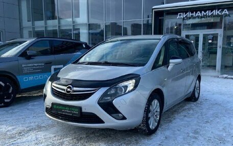 Opel Zafira C рестайлинг, 2013 год, 988 000 рублей, 5 фотография