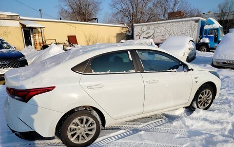 Hyundai Solaris II рестайлинг, 2021 год, 1 499 000 рублей, 2 фотография