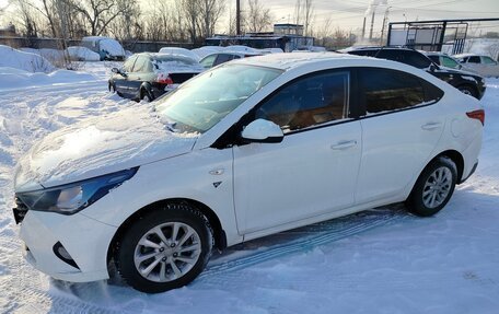 Hyundai Solaris II рестайлинг, 2021 год, 1 499 000 рублей, 9 фотография