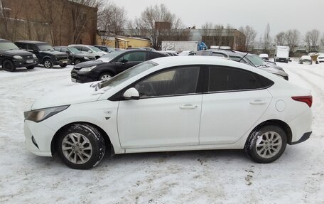 Hyundai Solaris II рестайлинг, 2021 год, 1 499 000 рублей, 8 фотография