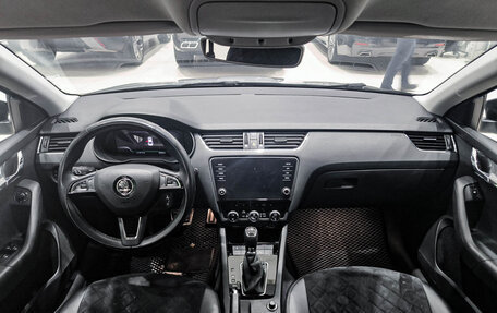 Skoda Octavia, 2018 год, 1 650 000 рублей, 18 фотография