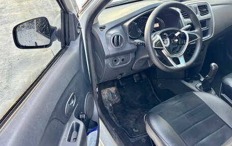 Renault Logan II, 2016 год, 350 000 рублей, 17 фотография
