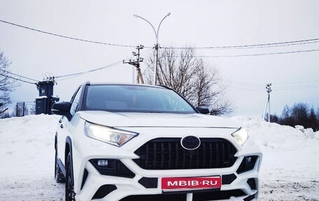 Toyota RAV4, 2022 год, 3 200 000 рублей, 1 фотография