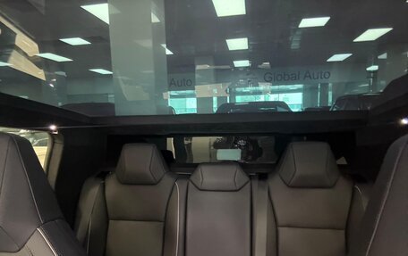 Tesla Cybertruck, 2024 год, 19 200 000 рублей, 7 фотография