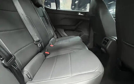 Volkswagen T-Cross I, 2022 год, 1 680 213 рублей, 13 фотография