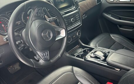 Mercedes-Benz GLS, 2017 год, 4 500 000 рублей, 13 фотография