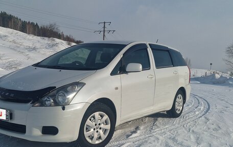 Toyota Wish II, 2004 год, 700 000 рублей, 3 фотография