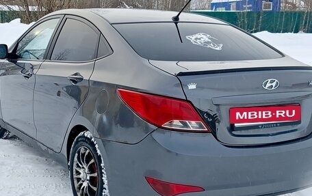 Hyundai Solaris II рестайлинг, 2015 год, 575 000 рублей, 7 фотография