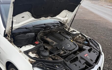 Mercedes-Benz E-Класс, 2011 год, 1 250 000 рублей, 7 фотография