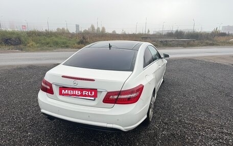 Mercedes-Benz E-Класс, 2011 год, 1 250 000 рублей, 5 фотография