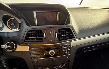 Mercedes-Benz E-Класс, 2011 год, 1 250 000 рублей, 10 фотография