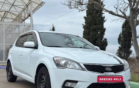 KIA cee'd I рестайлинг, 2012 год, 1 097 000 рублей, 2 фотография