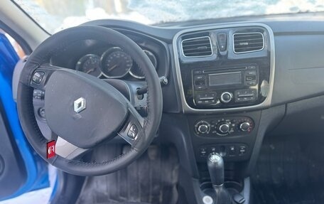 Renault Logan II, 2016 год, 300 000 рублей, 7 фотография