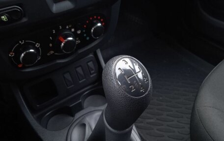 Renault Duster I рестайлинг, 2017 год, 1 022 000 рублей, 11 фотография