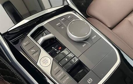 BMW 3 серия, 2023 год, 3 340 800 рублей, 13 фотография