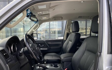 Mitsubishi Pajero IV, 2013 год, 2 369 000 рублей, 20 фотография