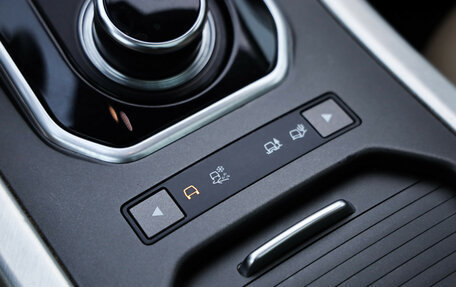 Land Rover Range Rover Evoque I, 2017 год, 2 450 000 рублей, 21 фотография