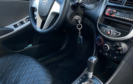 Hyundai Solaris II рестайлинг, 2013 год, 655 000 рублей, 6 фотография