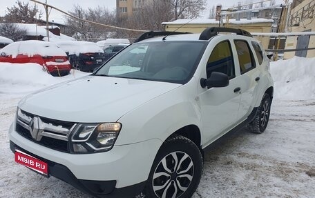 Renault Duster I рестайлинг, 2017 год, 900 000 рублей, 1 фотография
