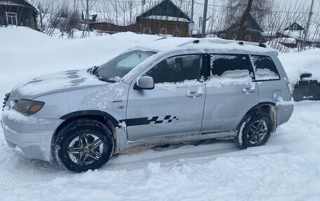 Mitsubishi Outlander III рестайлинг 3, 2003 год, 399 000 рублей, 1 фотография