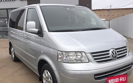 Volkswagen Multivan T5, 2008 год, 1 650 000 рублей, 1 фотография