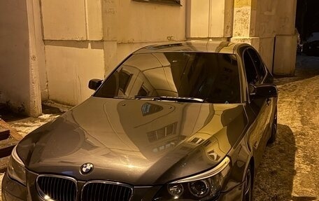 BMW 5 серия, 2006 год, 1 050 000 рублей, 1 фотография