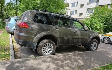 Mitsubishi Pajero Sport II рестайлинг, 2012 год, 1 950 000 рублей, 11 фотография