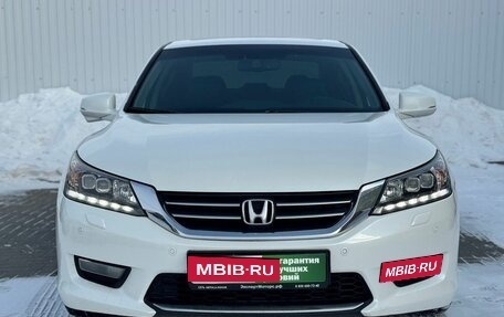 Honda Accord IX рестайлинг, 2013 год, 1 550 000 рублей, 3 фотография
