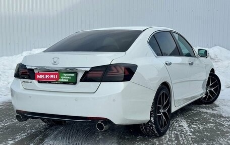 Honda Accord IX рестайлинг, 2013 год, 1 550 000 рублей, 10 фотография