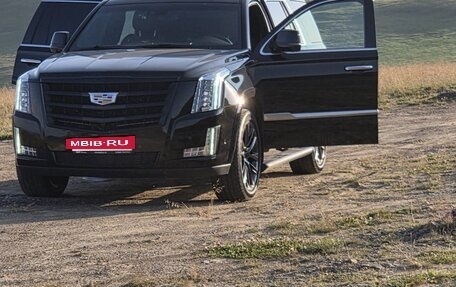 Cadillac Escalade IV, 2019 год, 7 130 000 рублей, 2 фотография