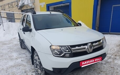 Renault Duster I рестайлинг, 2017 год, 900 000 рублей, 5 фотография
