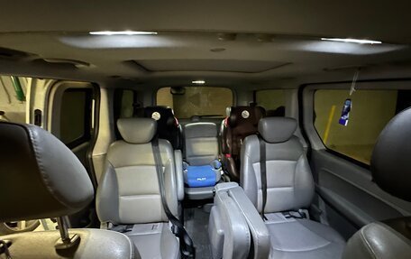 Hyundai Grand Starex Grand Starex I рестайлинг 2, 2009 год, 1 550 000 рублей, 17 фотография