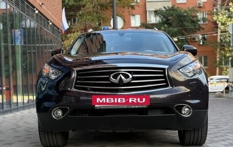 Infiniti QX70, 2014 год, 3 990 000 рублей, 2 фотография