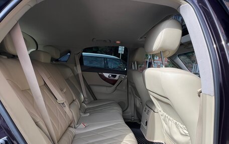 Infiniti QX70, 2014 год, 3 990 000 рублей, 10 фотография