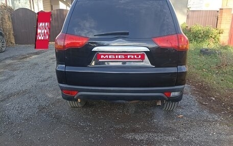 Mitsubishi Pajero Sport II рестайлинг, 2010 год, 1 100 000 рублей, 3 фотография