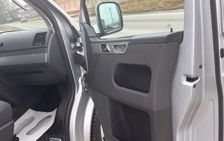 Volkswagen Multivan T5, 2008 год, 1 650 000 рублей, 4 фотография